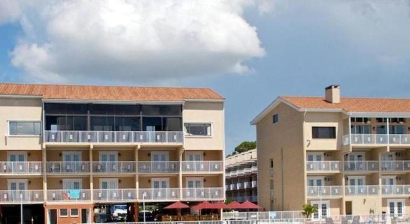 Beso Del Sol Resort Dunedin Exterior photo