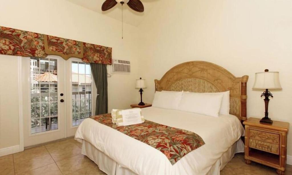 Beso Del Sol Resort Dunedin Exterior photo