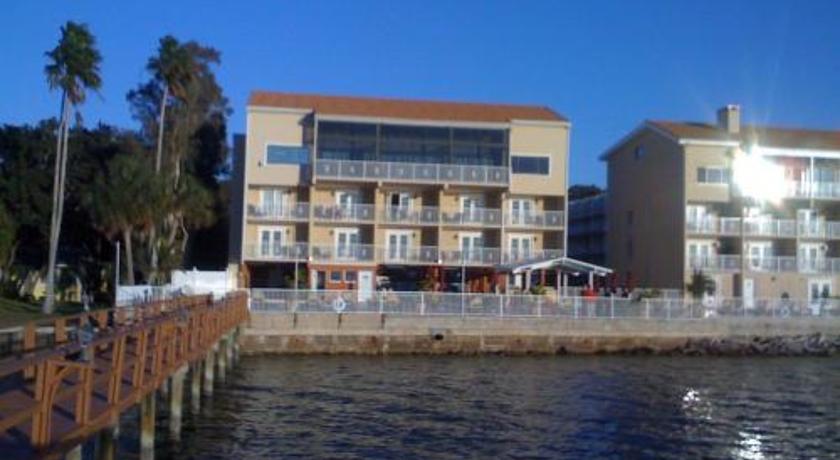 Beso Del Sol Resort Dunedin Exterior photo